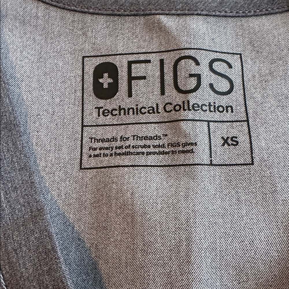 Figs Graphite Scrub Set - Picture 3 of 5